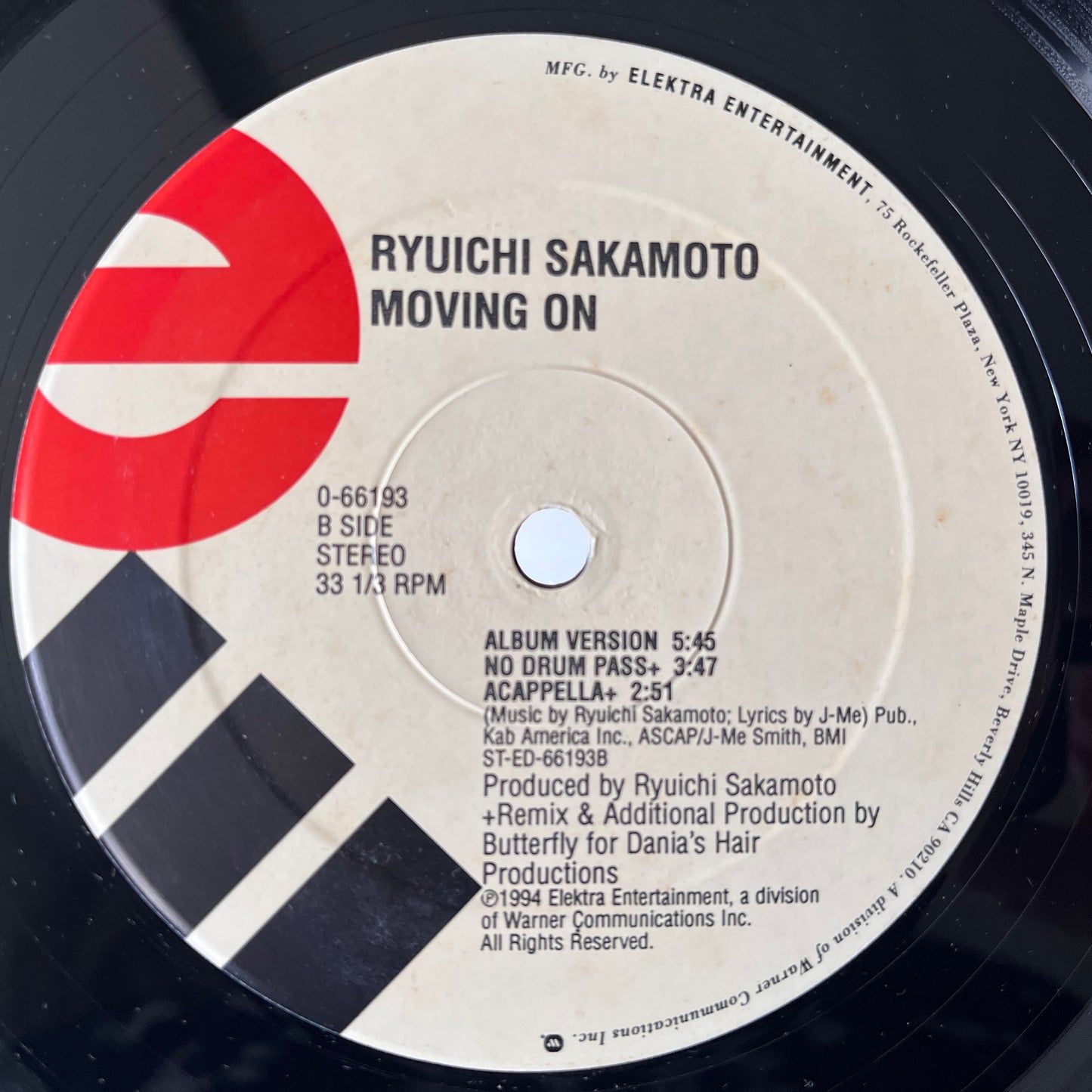 Ryuichi Sakamoto 坂本龍一 – Moving On