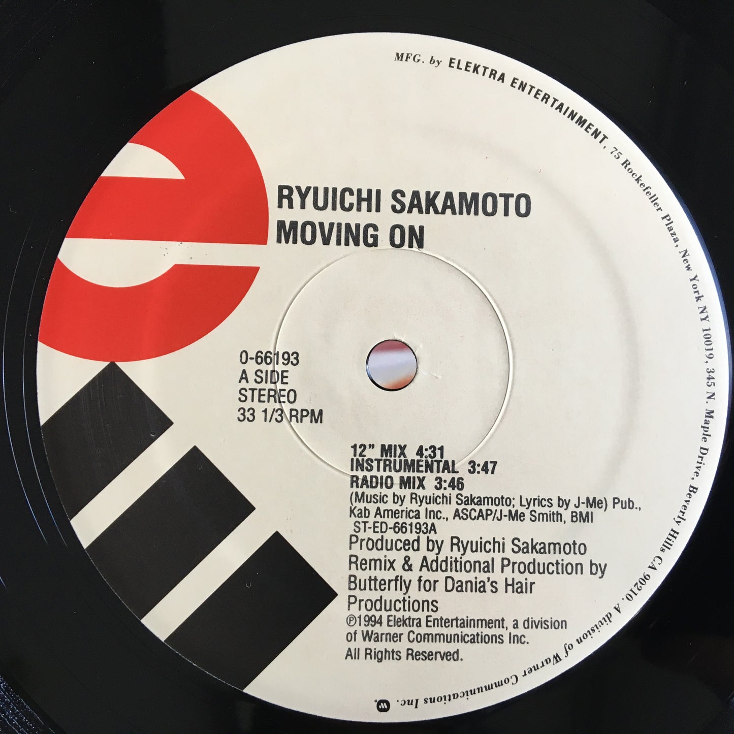 Ryuichi Sakamoto – Moving On