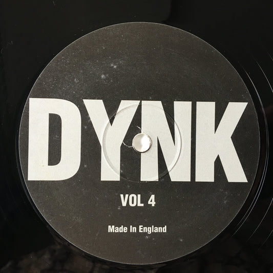 DYNK – 第 4 卷