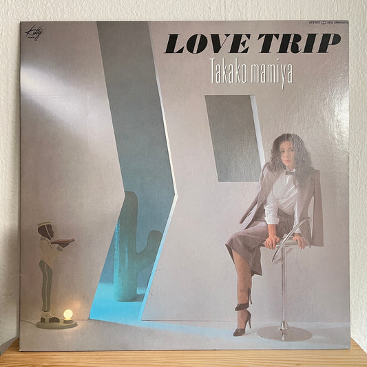 Takako Mamiya 间宫隆子 – Love Trip Love Trip