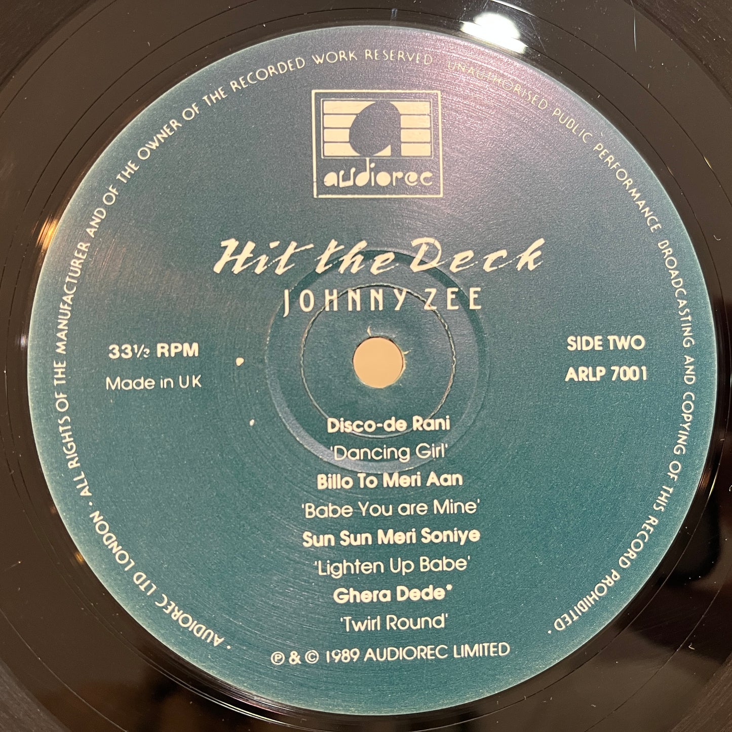 Johnny Zee – Hit The Deck