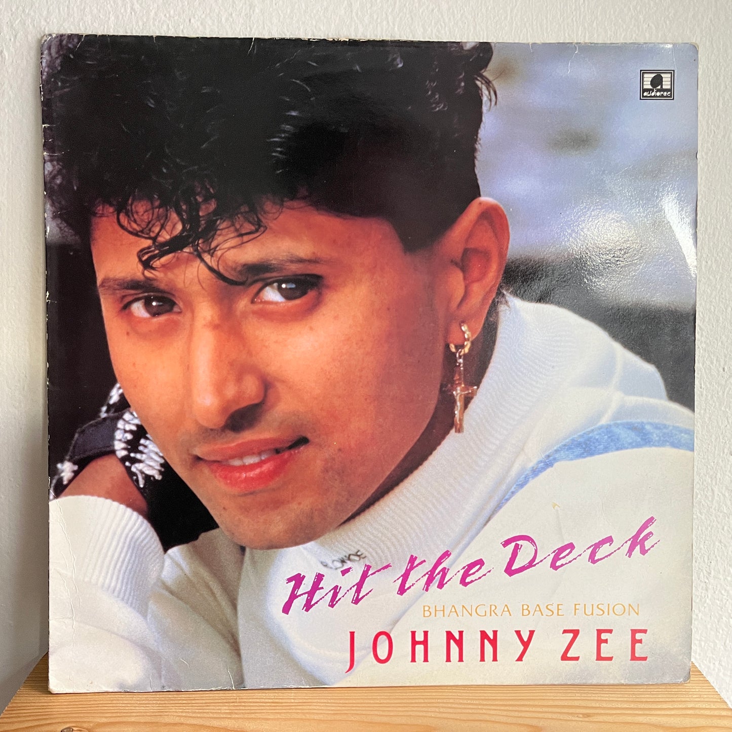 Johnny Zee – 击中甲板