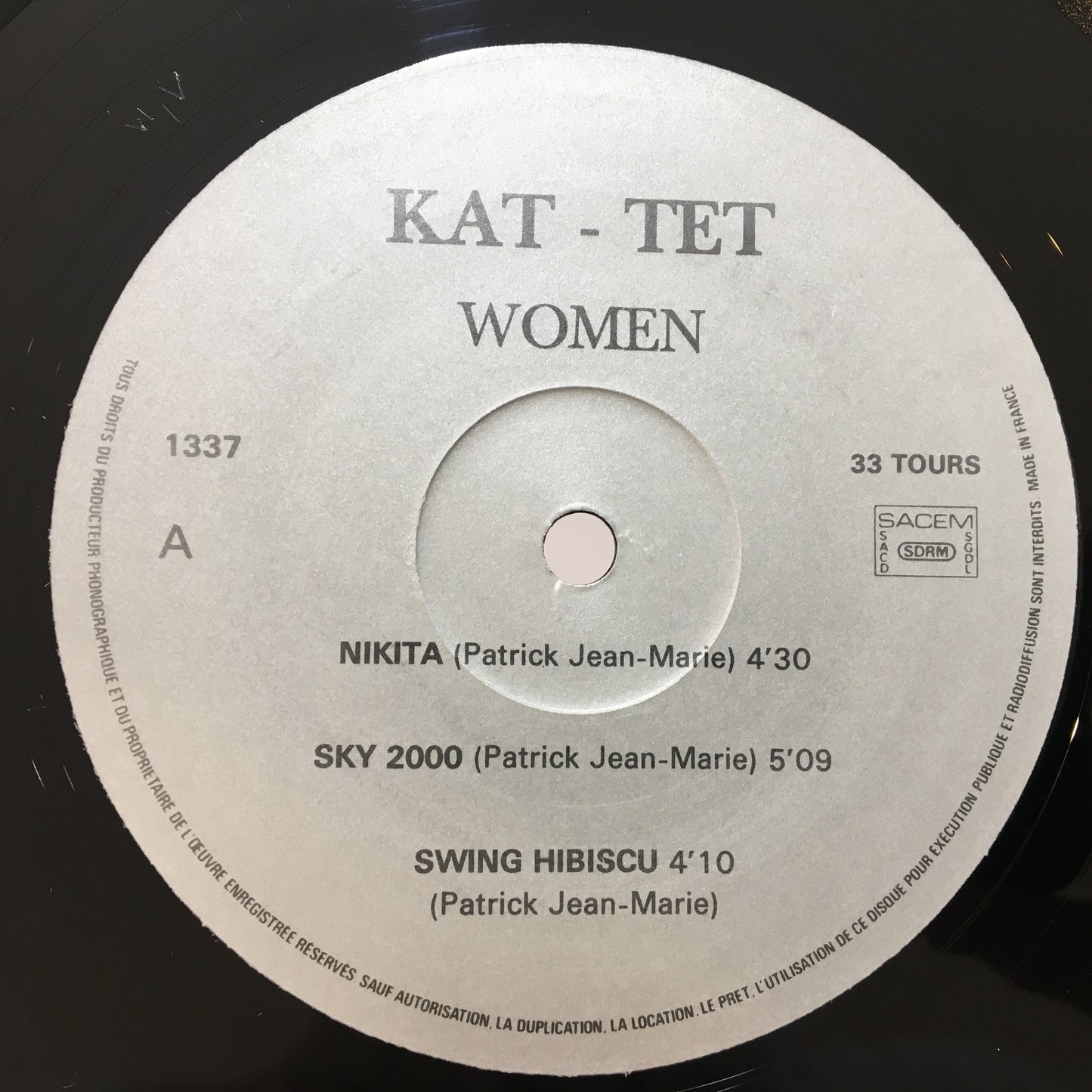 Kat-Tet——女性