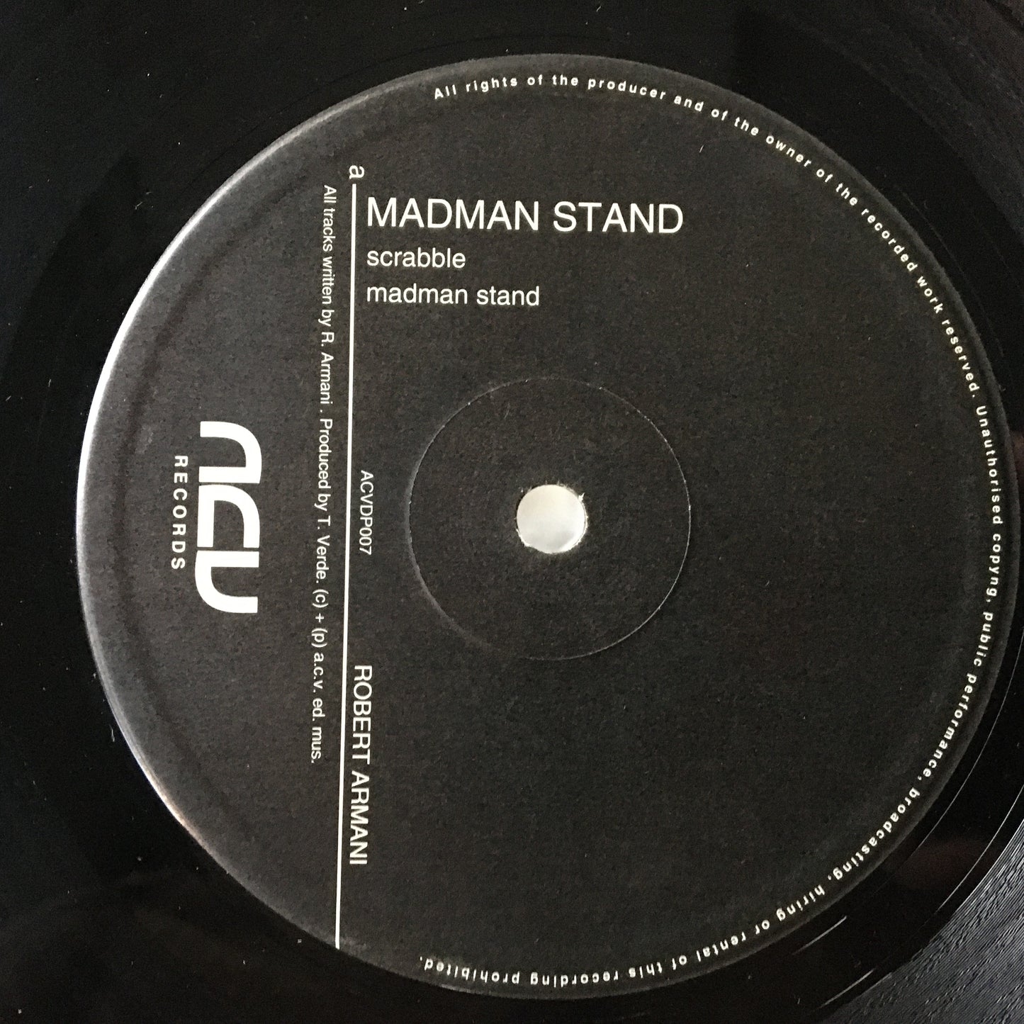 Robert Armani – Madman Stand